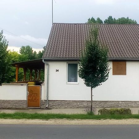 Servus Vendégház 1 Lengyeltoti Exterior foto